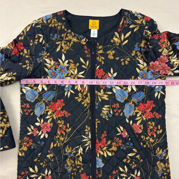 Ruby Rd. Women's Quilted Black Floral Bomber Jacket Size 12 - Picture 4 of 7